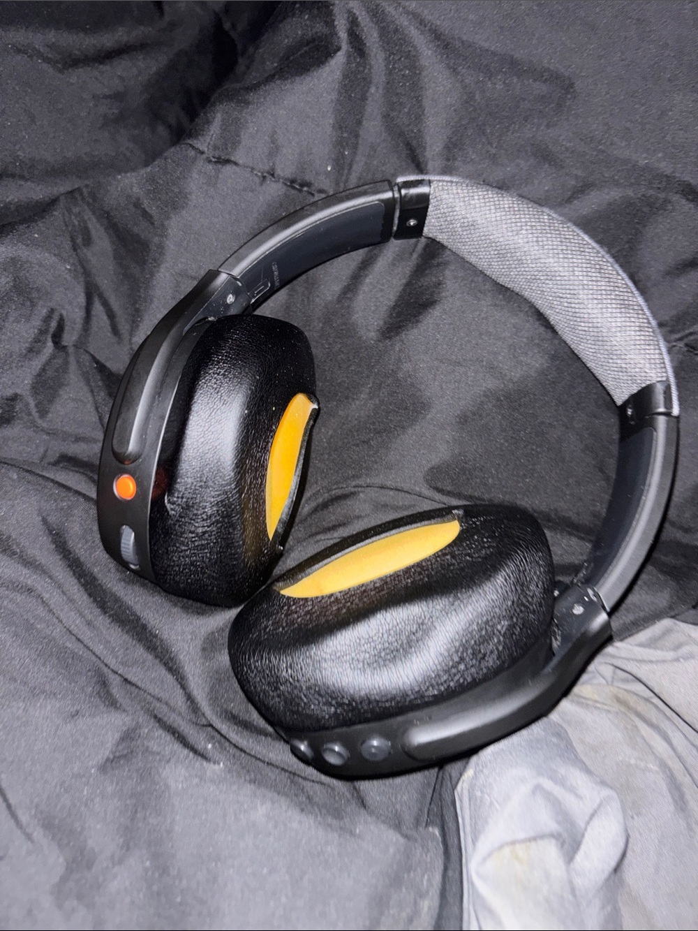 Black and Yellow Over-Ear Headphones - Wireless Comfort